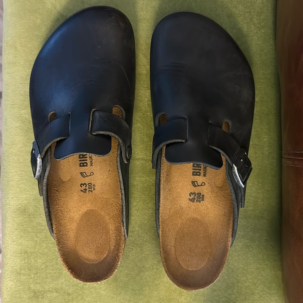 Birkenstock Boston, Black leather, Size 43 or Us 10